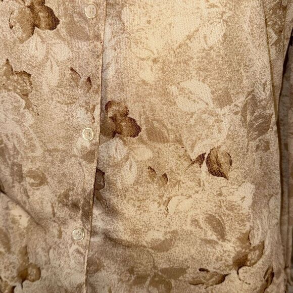 Vintage Tan Cream Sheer Nylon Blend Floral Leaf Button Down Blouse Size 12 - Picture 3 of 10